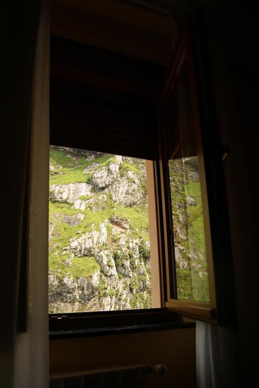 Hotel Garganta Del Cares Poncebos Cameră foto